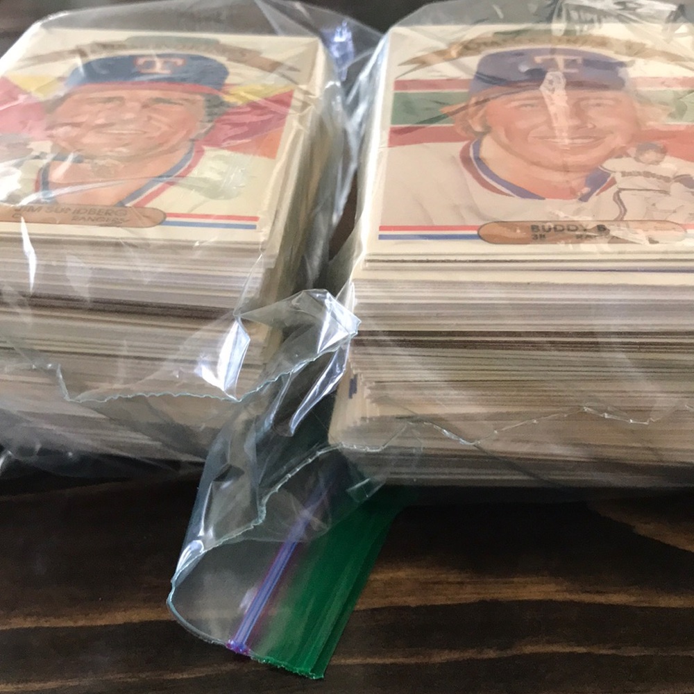 TEXAS RANGERS Assorted Baseball Cards ‘81-91 - Picture 2 of 2